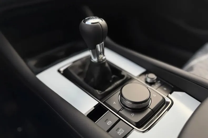 Mazda 3 din 2025 cu 1 km - oferta MAZ141633 - foto 13