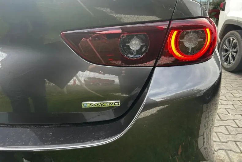 Mazda 3 din 2025 cu 1 km - oferta MAZ141644 - foto 11