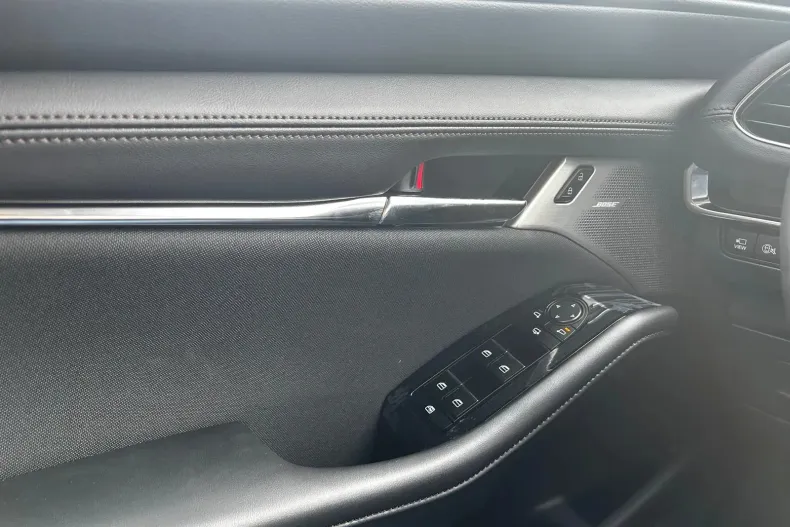 Mazda 3 din 2025 cu 1 km - oferta MAZ141644 - foto 12