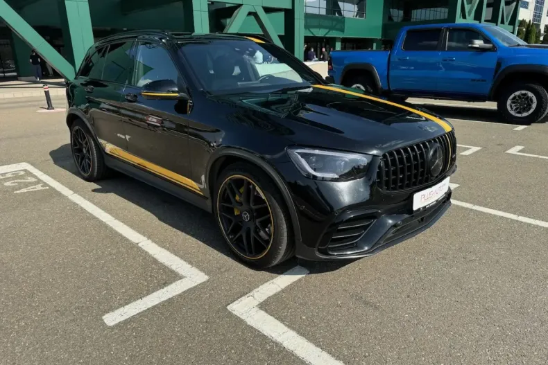 Mercedes-Benz GLC 63 AMG din 2022 cu 107.000 km - oferta MER141649 - foto 1