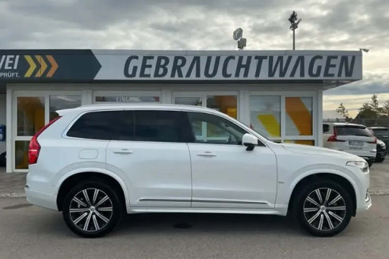 Volvo XC90 din 2023 cu 43.400 km - oferta VOL141655 - foto 8