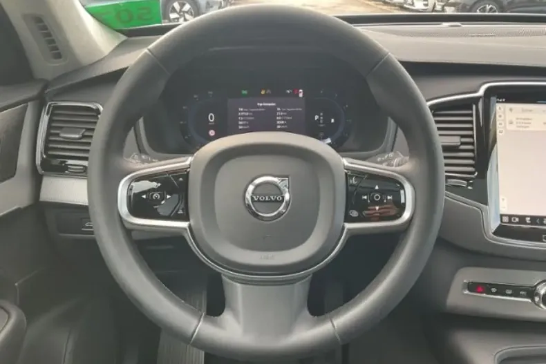 Volvo XC90 din 2023 cu 43.400 km - oferta VOL141655 - foto 14