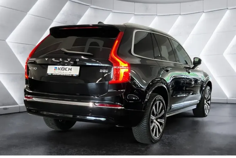 Volvo XC90 din 2023 cu 21.990 km - oferta VOL141660 - foto 3