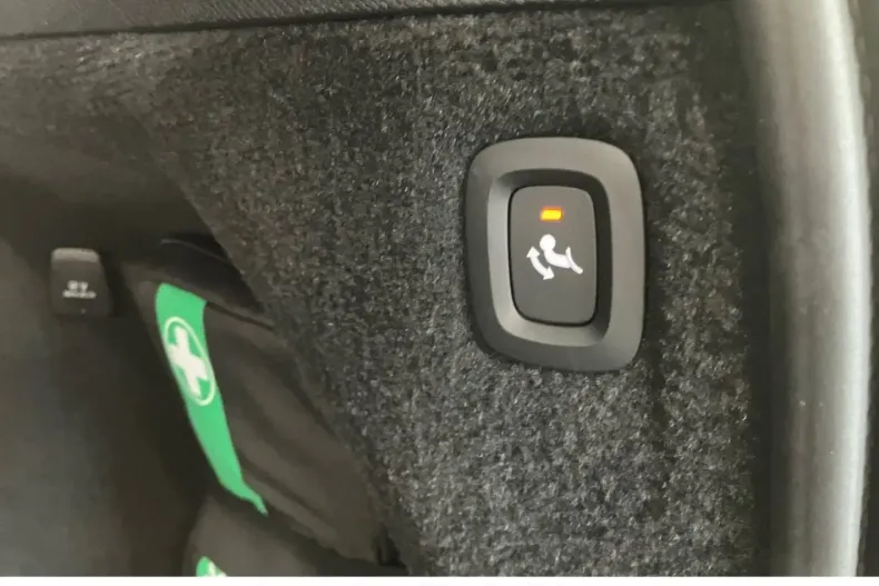 Volvo XC90 din 2023 cu 21.990 km - oferta VOL141660 - foto 16