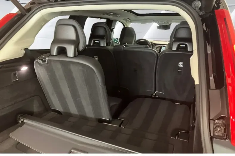 Volvo XC90 din 2023 cu 21.990 km - oferta VOL141660 - foto 26