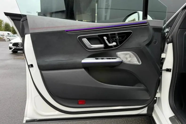 Mercedes-Benz EQE din 2024 cu 9.698 km - oferta MER141663 - foto 13
