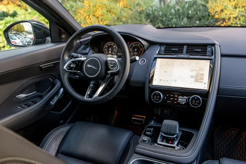 Jaguar E-Pace din 2024 cu 21.950 km - oferta JAG141664 - foto 14