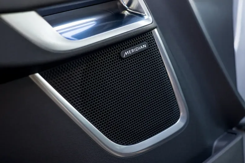 Jaguar E-Pace din 2024 cu 21.950 km - oferta JAG141664 - foto 21