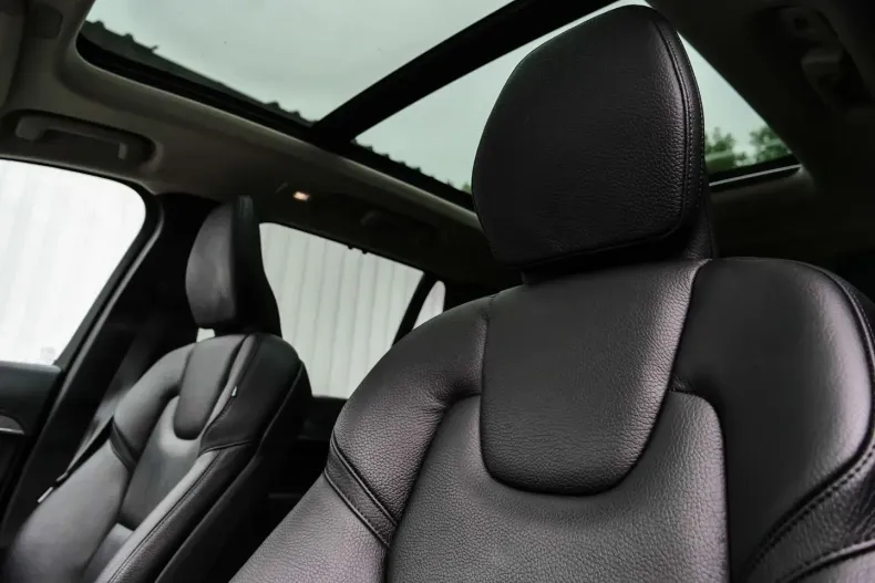 Volvo XC90 din 2023 cu 34.624 km - oferta VOL141670 - foto 7