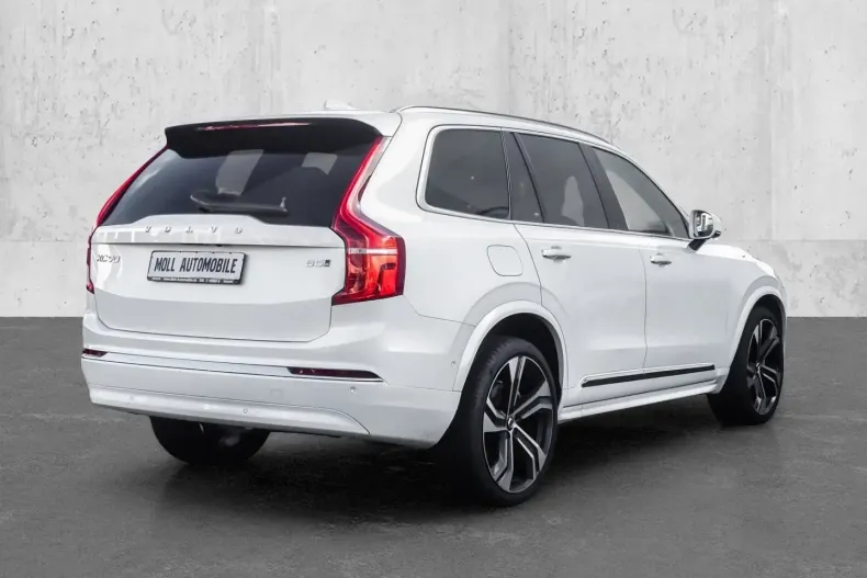 Volvo XC90 din 2023 cu 21.700 km - oferta VOL141677 - foto 2