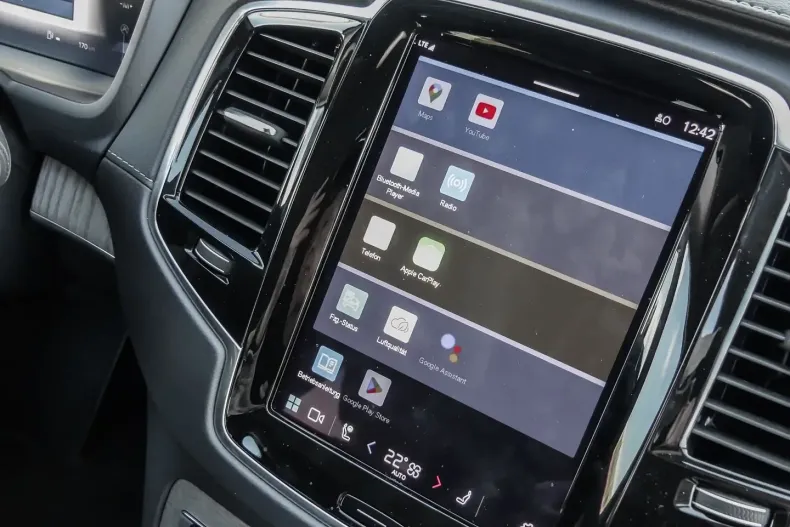 Volvo XC90 din 2023 cu 21.700 km - oferta VOL141677 - foto 10