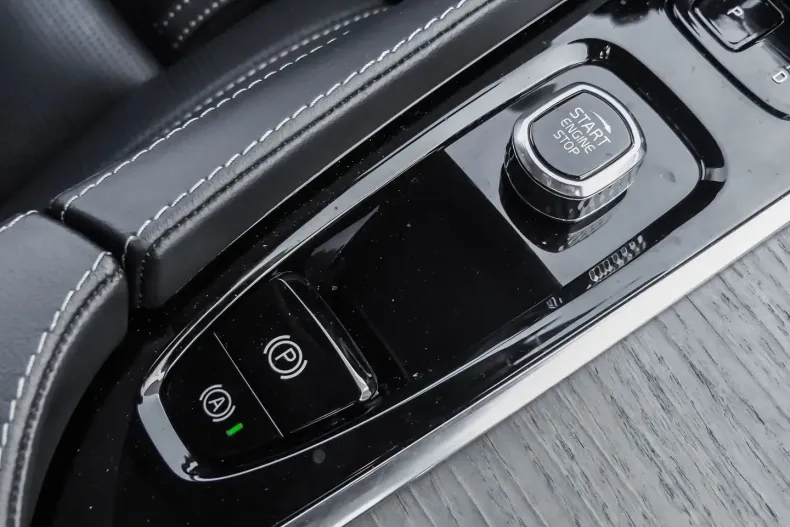 Volvo XC90 din 2023 cu 21.700 km - oferta VOL141677 - foto 13