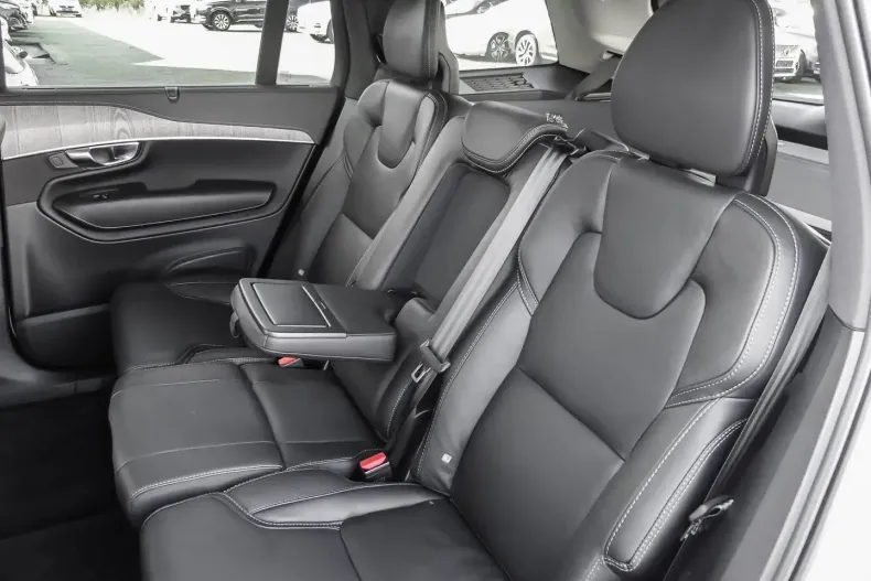 Volvo XC90 din 2023 cu 21.700 km - oferta VOL141677 - foto 20