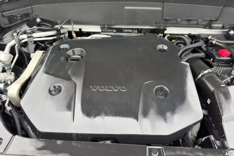 Volvo XC90 din 2024 cu 28.461 km - oferta VOL141686 - foto 14