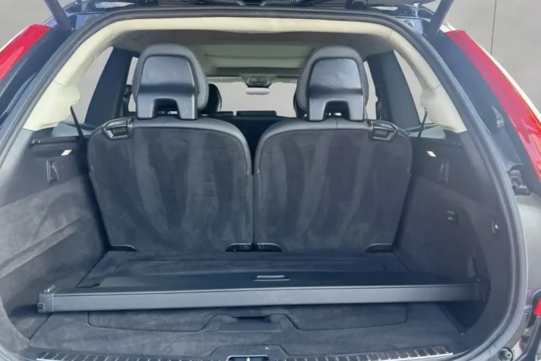 Volvo XC90 din 2024 cu 35.043 km - oferta VOL141687 - foto 7