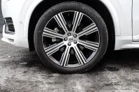 Volvo XC90 din 2023 cu 31.180 km - oferta VOL141691 - foto 3