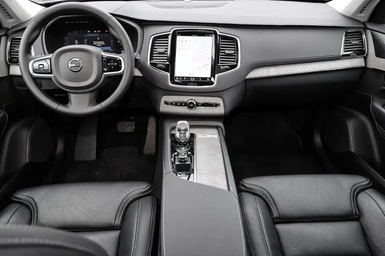 Volvo XC90 din 2023 cu 18.442 km - oferta VOL141693 - foto 5