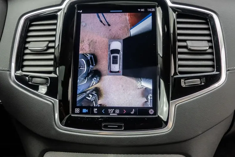 Volvo XC90 din 2023 cu 29.506 km - oferta VOL141701 - foto 9