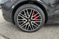 Porsche Cayenne din 2024 cu 12.858 km - oferta POR141702 - foto 3