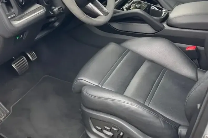 Porsche Cayenne din 2024 cu 53.000 km - oferta POR141706 - foto 12