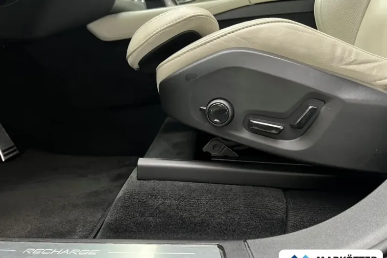 Volvo XC90 din 2022 cu 67.000 km - oferta VOL141708 - foto 11