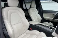 Volvo XC90 din 2022 cu 67.000 km - oferta VOL141708 - foto 13