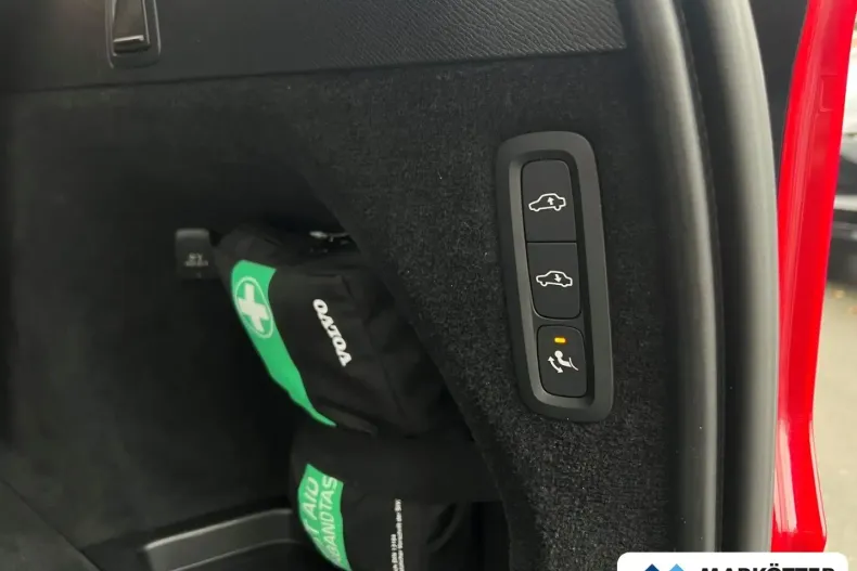 Volvo XC90 din 2022 cu 67.000 km - oferta VOL141708 - foto 35