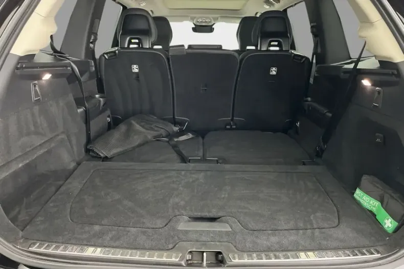 Volvo XC90 din 2023 cu 35.600 km - oferta VOL141709 - foto 8