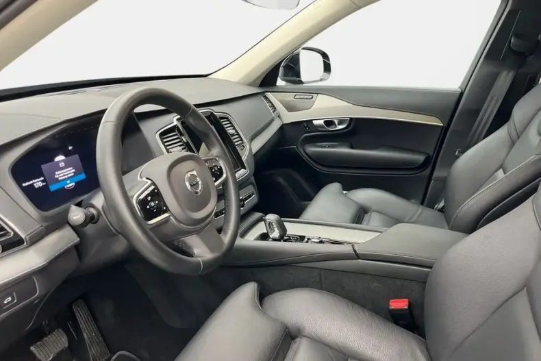 Volvo XC90 din 2023 cu 35.600 km - oferta VOL141709 - foto 9