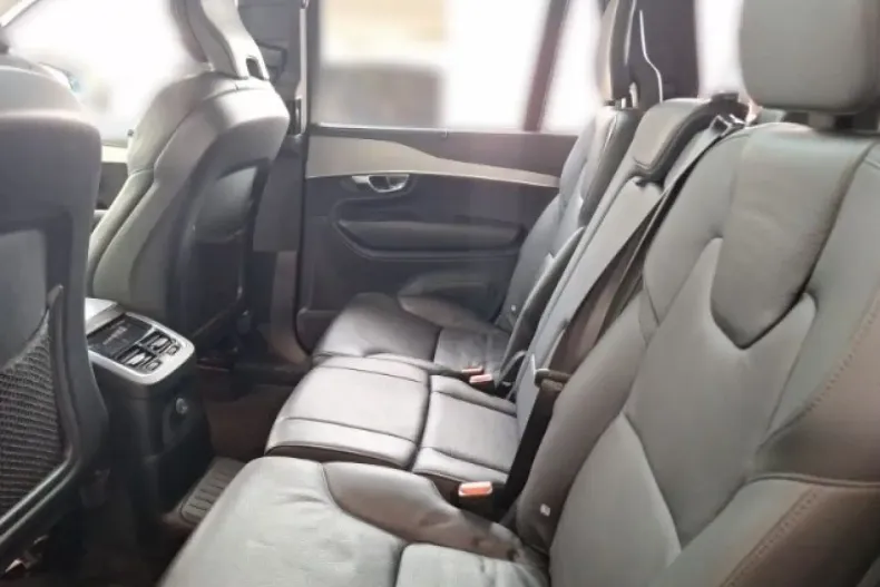 Volvo XC90 din 2022 cu 55.910 km - oferta VOL141723 - foto 11