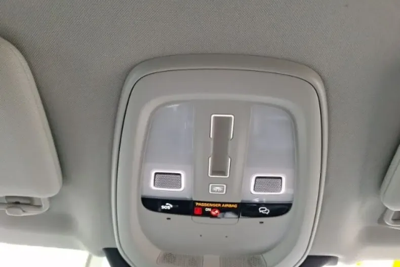 Volvo XC90 din 2022 cu 55.910 km - oferta VOL141723 - foto 18