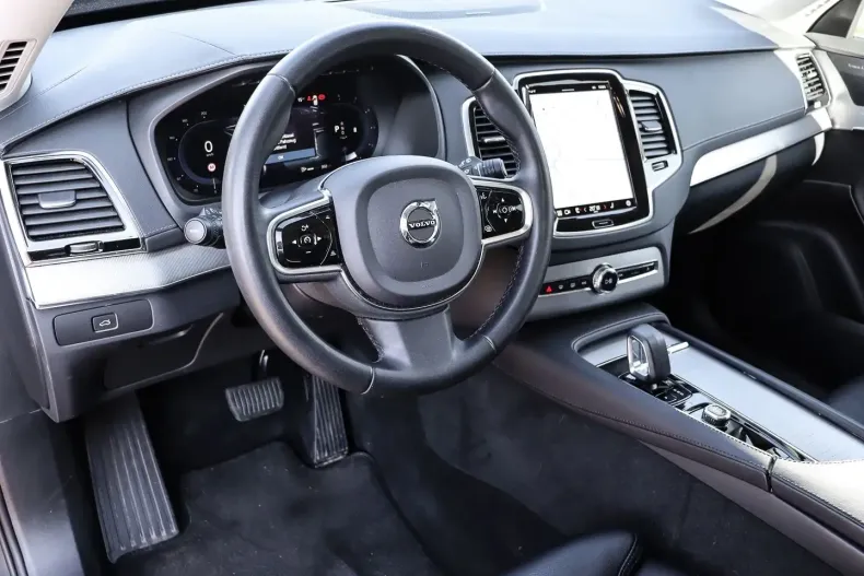 Volvo XC90 din 2023 cu 44.690 km - oferta VOL141726 - foto 4