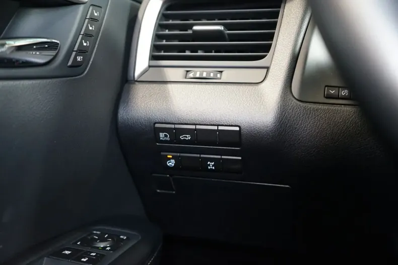 Lexus RX 300 din 2022 cu 70.583 km - oferta LEX141729 - foto 16