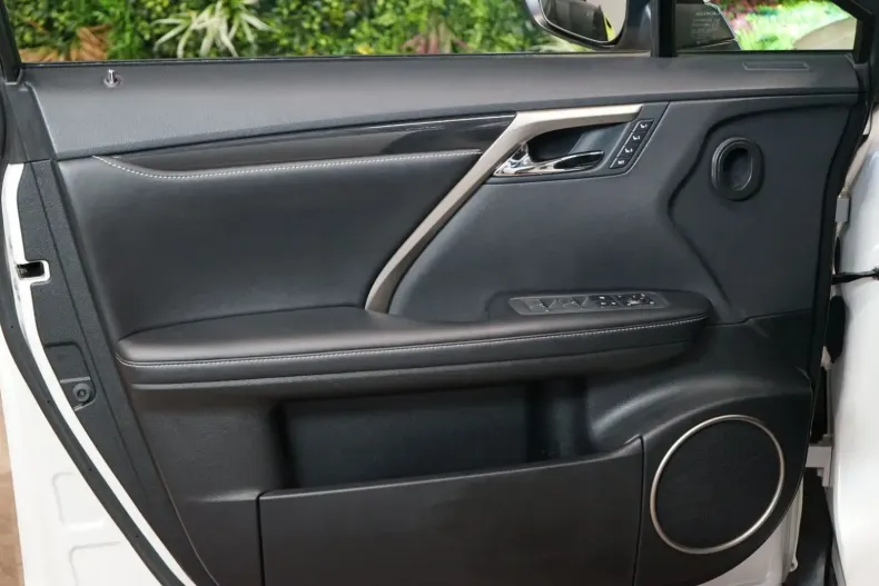 Lexus RX 300 din 2022 cu 70.583 km - oferta LEX141729 - foto 34