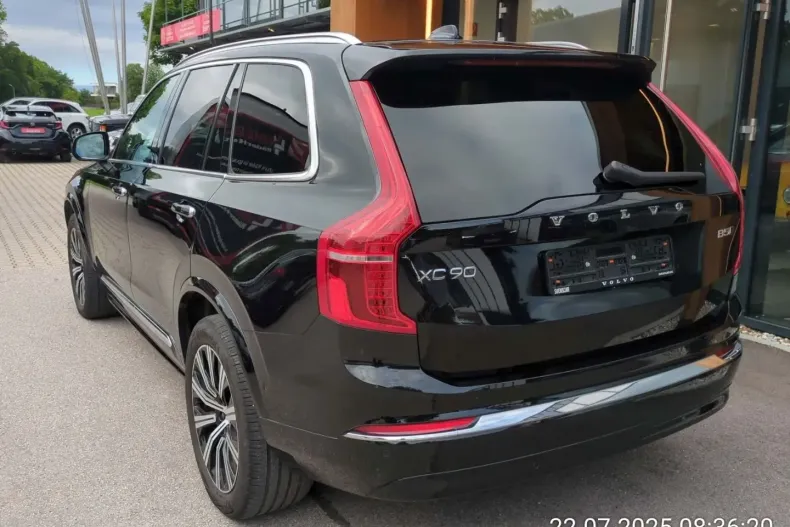 Volvo XC90 din 2022 cu 72.100 km - oferta VOL141730 - foto 5