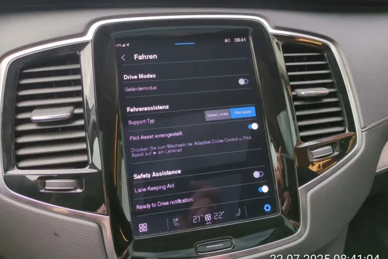 Volvo XC90 din 2022 cu 72.100 km - oferta VOL141730 - foto 17