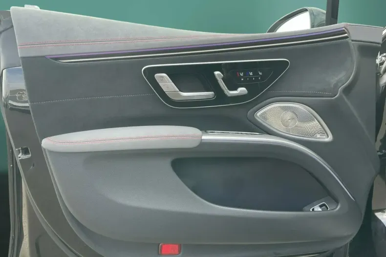 Mercedes-Benz EQS din 2024 cu 41.134 km - oferta MER141758 - foto 8