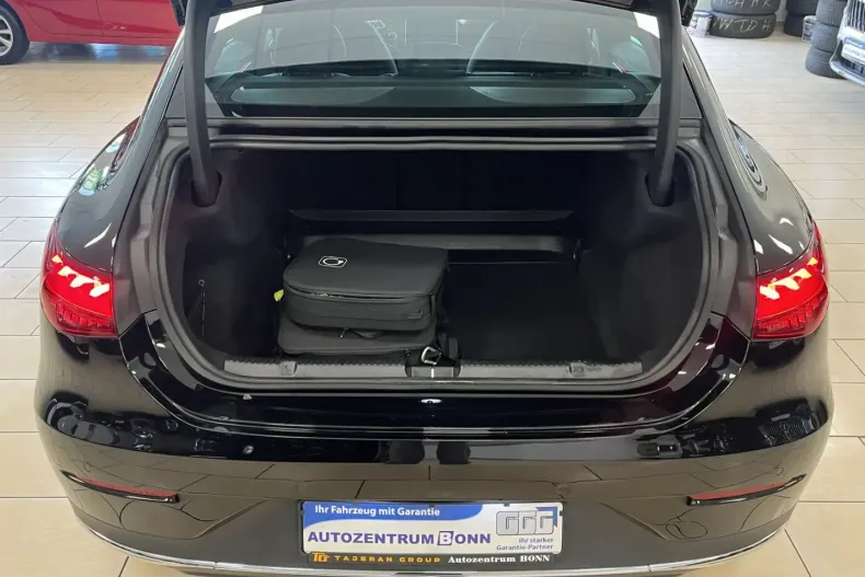 Mercedes-Benz EQE din 2023 cu 40.375 km - oferta MER141766 - foto 6