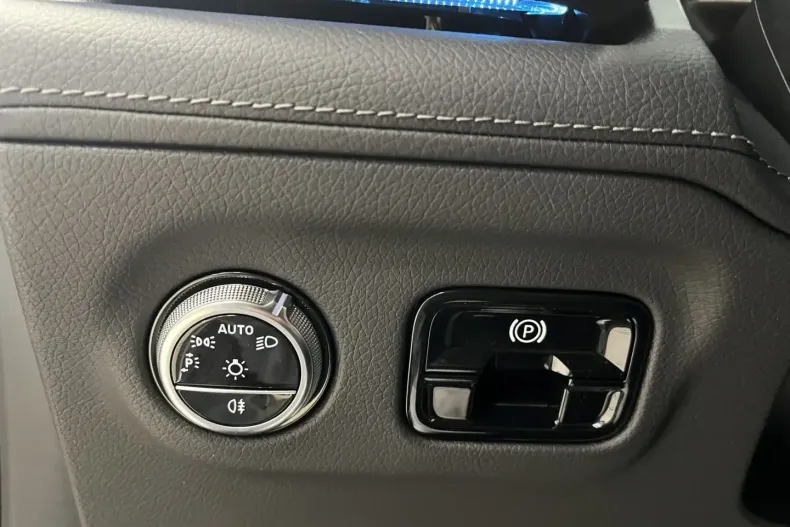 Mercedes-Benz EQE din 2023 cu 40.375 km - oferta MER141766 - foto 23