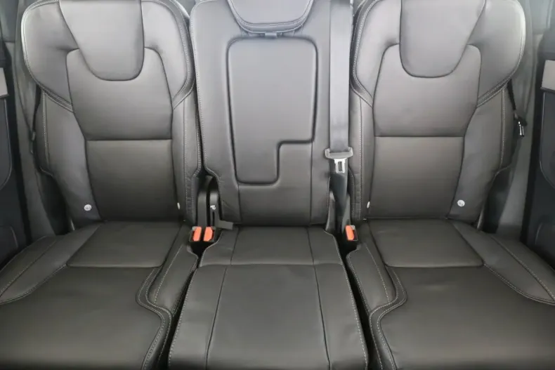 Volvo XC90 din 2025 cu 21.600 km - oferta VOL141774 - foto 13