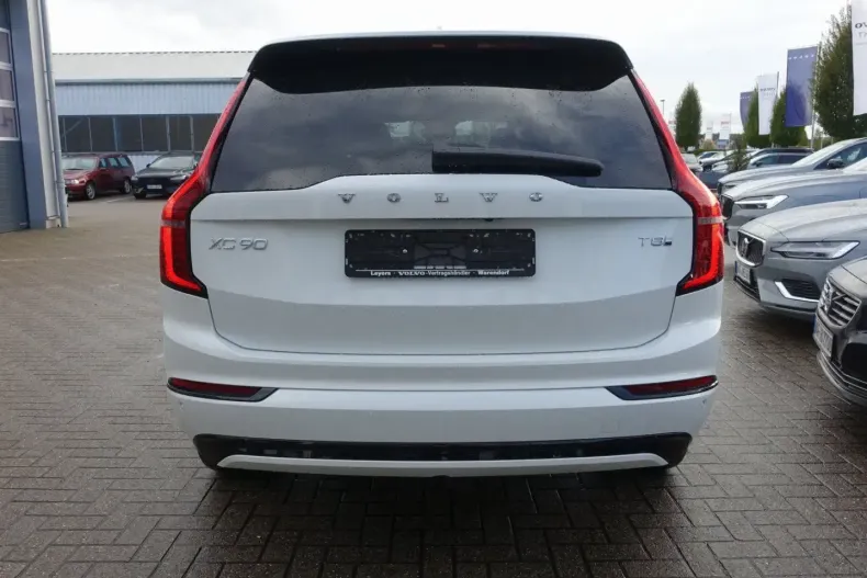 Volvo XC90 din 2025 cu 13.150 km - oferta VOL141776 - foto 6