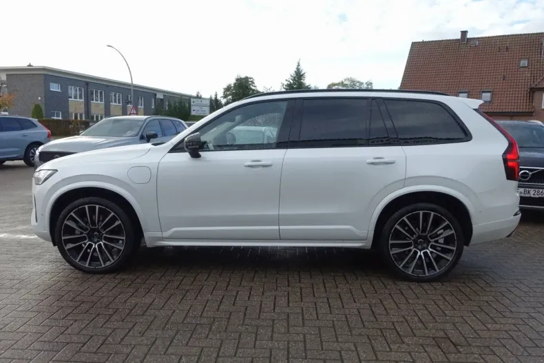 Volvo XC90 din 2025 cu 13.150 km - oferta VOL141776 - foto 7