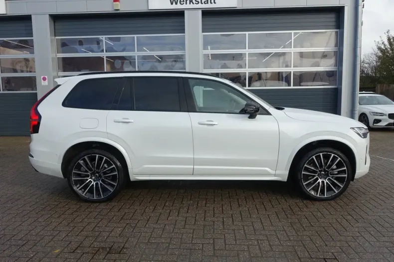 Volvo XC90 din 2025 cu 13.150 km - oferta VOL141776 - foto 8