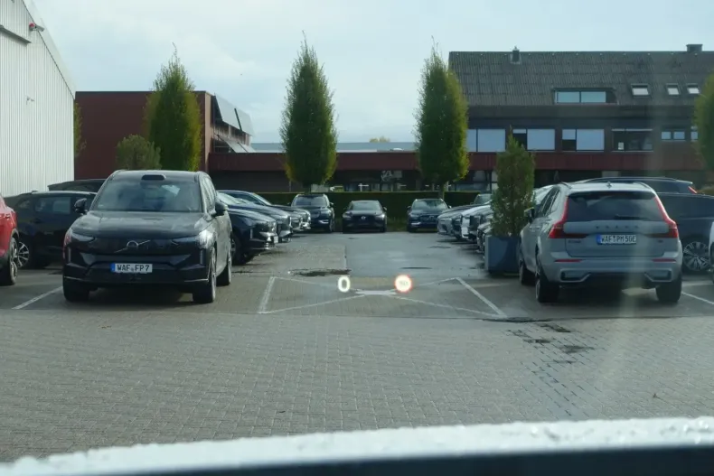 Volvo XC90 din 2025 cu 13.150 km - oferta VOL141776 - foto 14