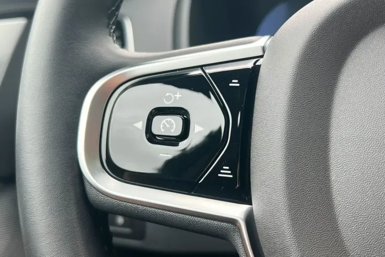 Volvo XC90 din 2024 cu 12.044 km - oferta VOL141777 - foto 20