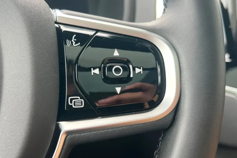 Volvo XC90 din 2024 cu 12.044 km - oferta VOL141777 - foto 21