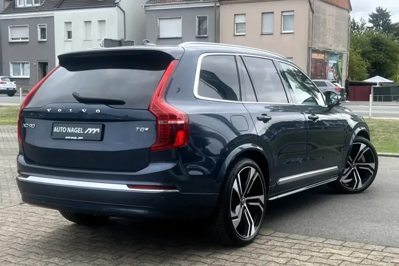 Volvo XC90 din 2024 cu 8.535 km - oferta VOL141779 - foto 2