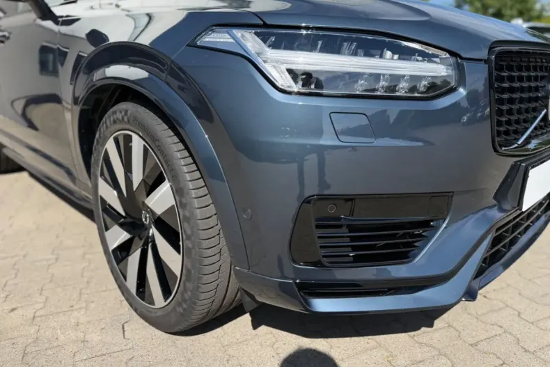 Volvo XC90 din 2024 cu 27.000 km - oferta VOL141780 - foto 2