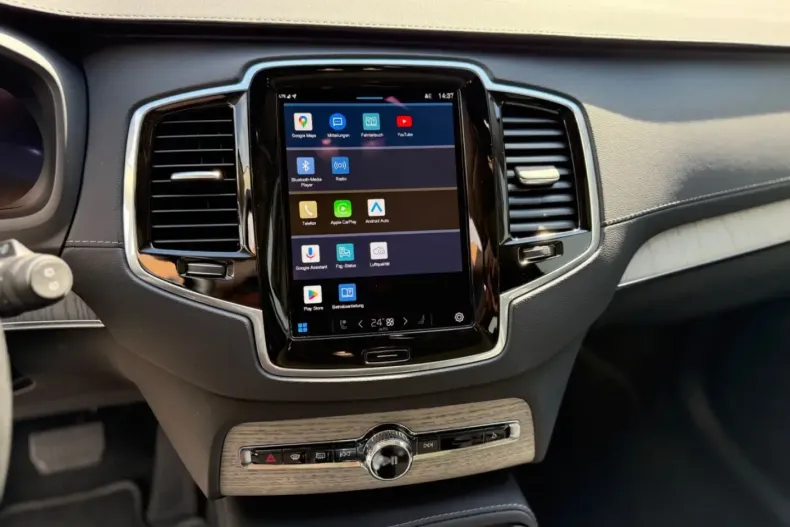 Volvo XC90 din 2024 cu 27.000 km - oferta VOL141780 - foto 9