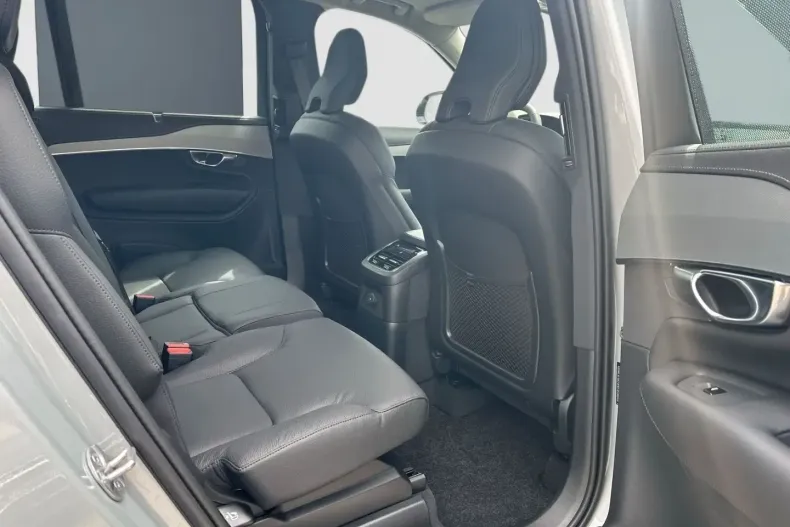 Volvo XC90 din 2024 cu 24.900 km - oferta VOL141785 - foto 5